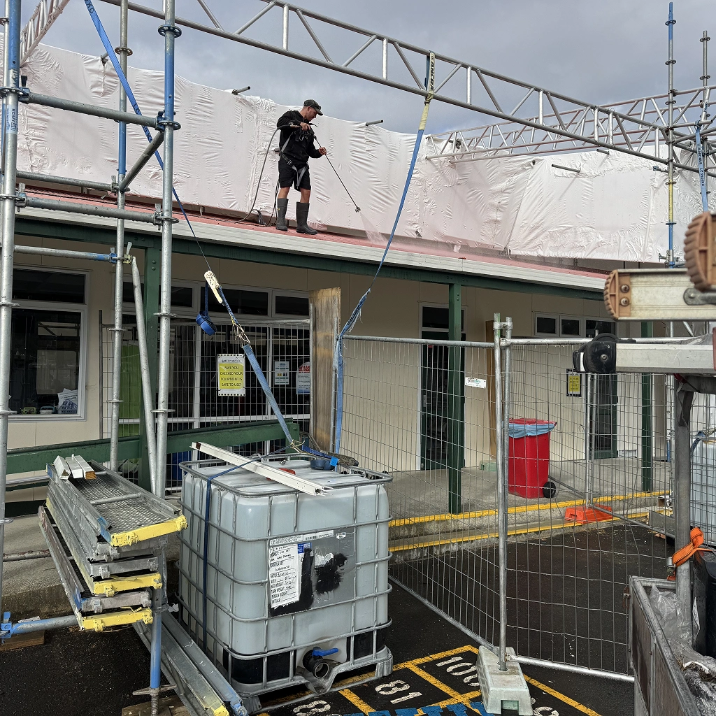 Ararimu Primary School - After – gutter clean 1