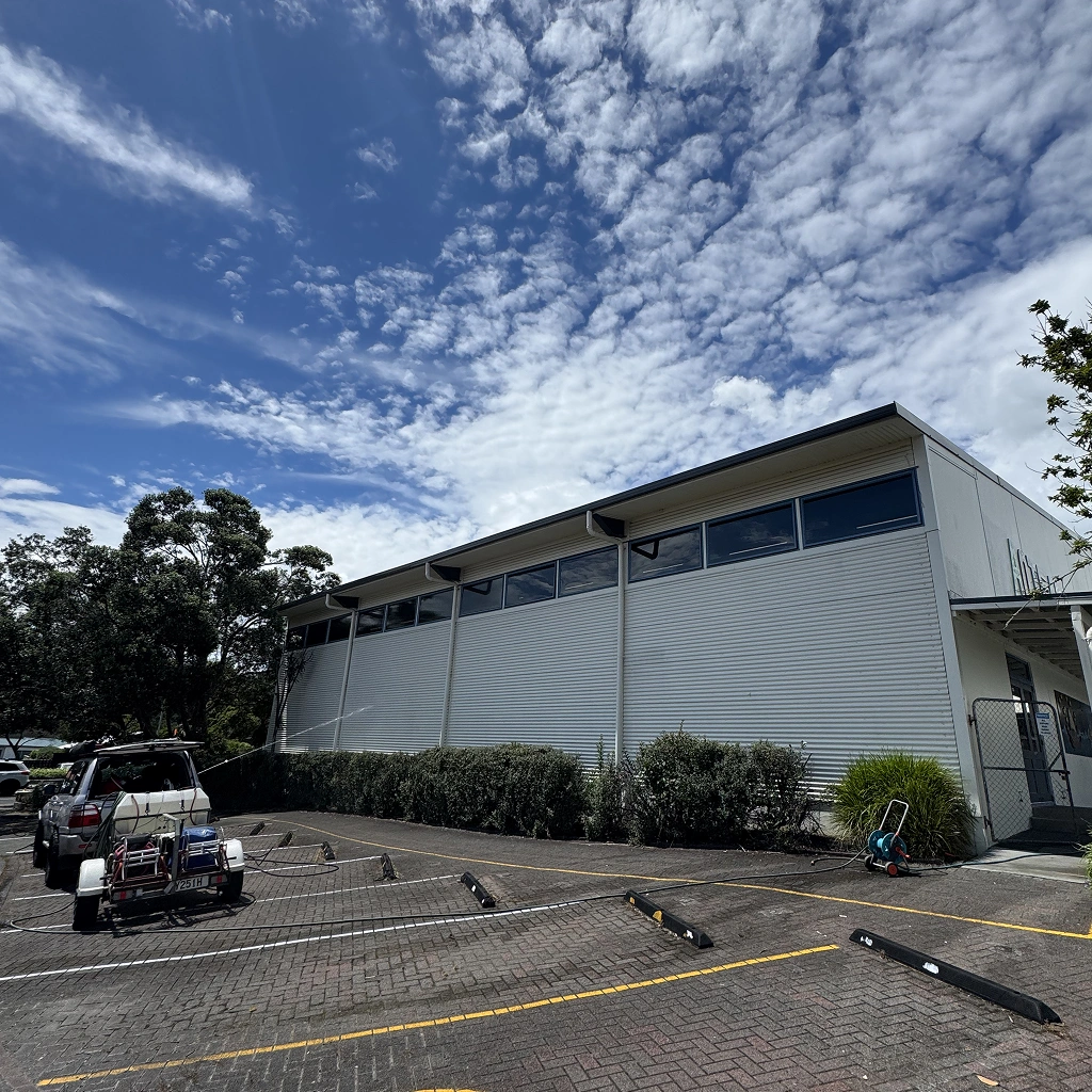 Kaurilands Primary School - Photo 1