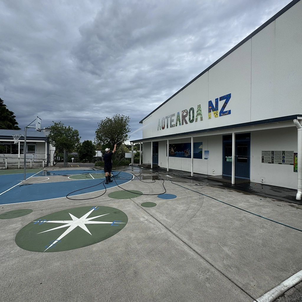 Kaurilands Primary School - Photo 2